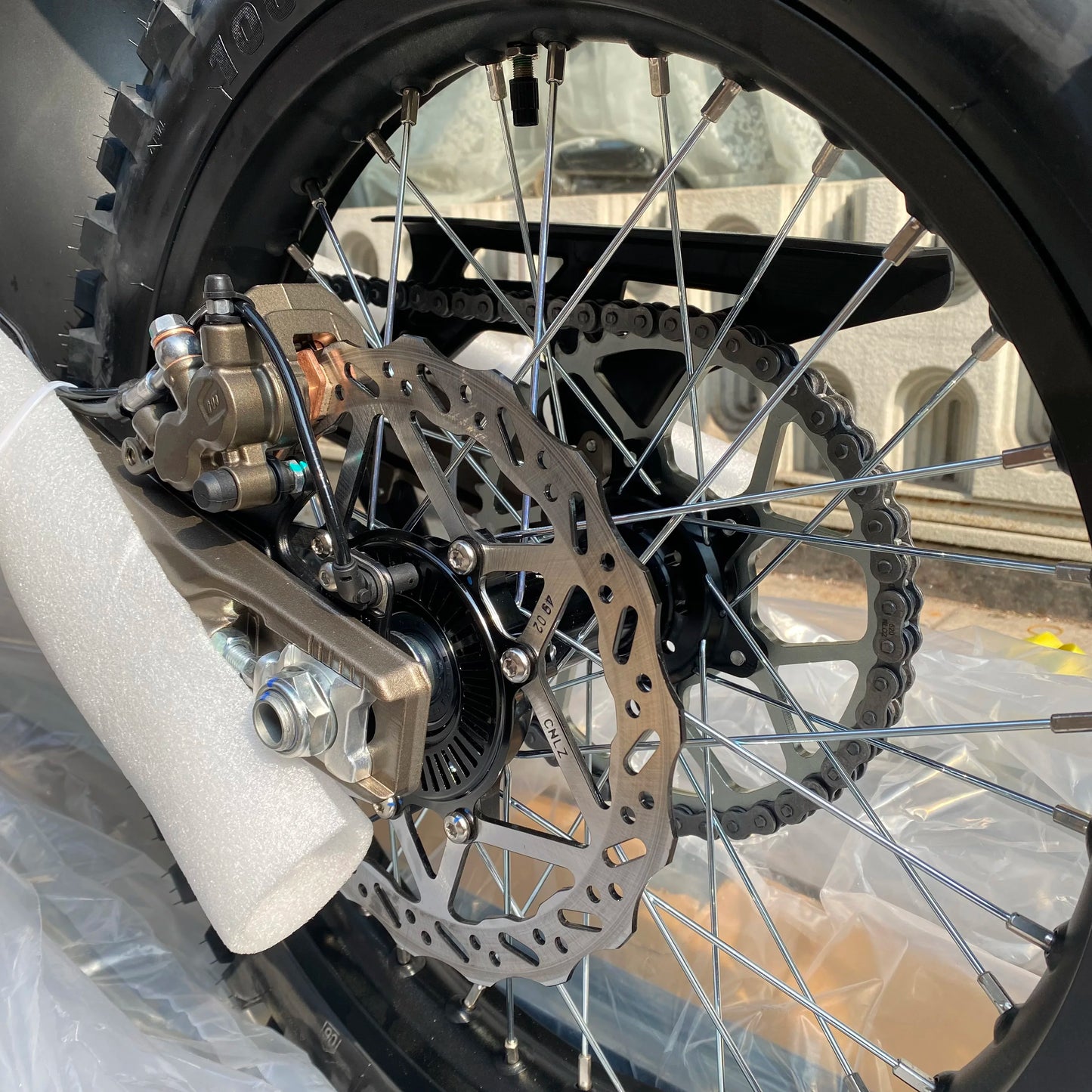 2025 Ultra Bee 74V 55Ah Electric Dirt Bike 90Km/h 21Kw Max Power Off-Road Motorcycle Ebike Rear Hub Motor Lithium Battery Power